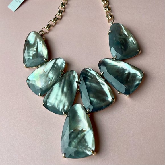 NWT Kendra Scott Harlow Necklace Grey Illusion 14k Gold Plated - Picture 3 of 11